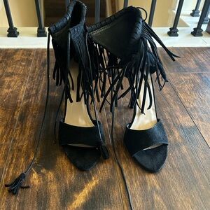 4-inch heels w/ Tassels
